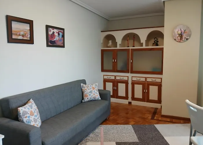Puerta La Villa
