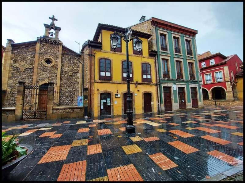 Puerta La Aviles